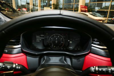 2025款 P400 SPORT-内饰-图片-有驾