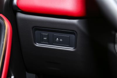 2025款 P400 SPORT-内饰-图片-有驾