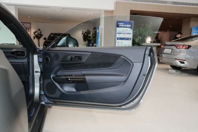 2024款 5.0L V8 Dark Horse-空间-图片-有驾