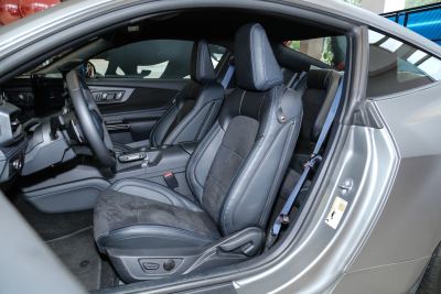 2024款 5.0L V8 Dark Horse-空间-图片-有驾