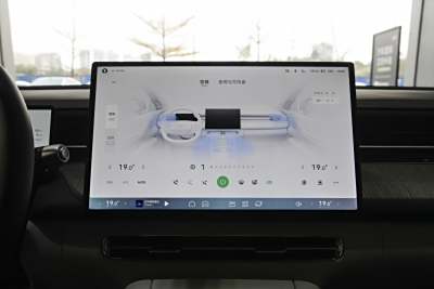 2025款 625 长续航 Max 旗舰版-内饰-图片-有驾