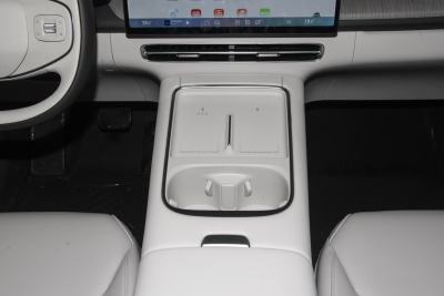 2025款 625 长续航 Max 旗舰版-内饰-图片-有驾