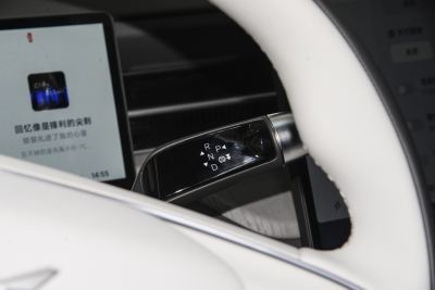 2025款 625 长续航 Max 旗舰版-内饰-图片-有驾