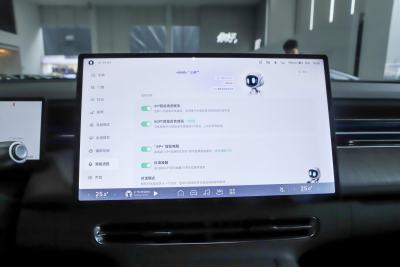 2025款 625 长续航 Max 旗舰版-内饰-图片-有驾