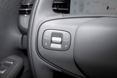 2025款 625 长续航 Max 旗舰版-内饰-图片-有驾