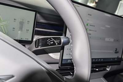 2025款 625 长续航 Max 旗舰版-内饰-图片-有驾