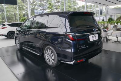 2022款 2.0L e:HEV 锐·御享四座版-外观-图片-有驾