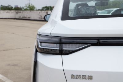 2025款 1.5L 自动豪华型-外观-图片-有驾