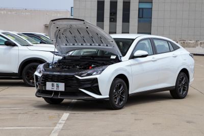 2025款 1.5L 自动豪华型-外观-图片-有驾