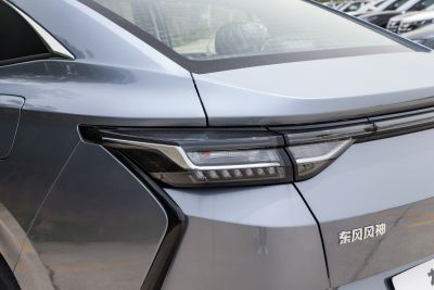2025款 1.5L 自动豪华型-外观-图片-有驾