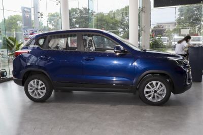 2021款 1.5T CVT荣耀版-外观-图片-有驾