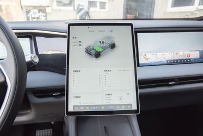 2025款 EM-i 115km 探索版-内饰-图片-有驾
