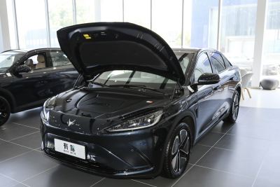 2025款 735MAX 160kW-外观-图片-有驾