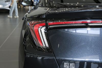 2025款 735MAX 160kW-外观-图片-有驾