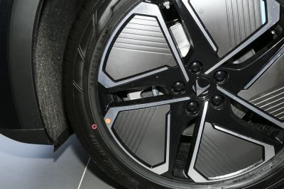 2025款 735MAX 160kW-外观-图片-有驾