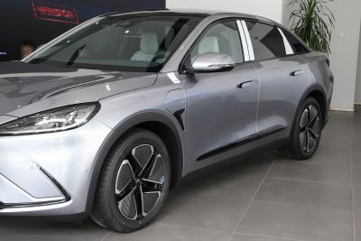 2025款 735MAX 160kW-外观-图片-有驾