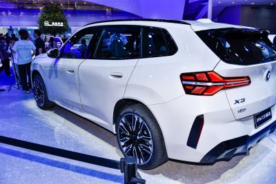 2027款 xDrive30L 尊享型 M运动曜夜套装-外观-图片-有驾