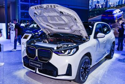 2027款 xDrive30L 尊享型 M运动曜夜套装-外观-图片-有驾