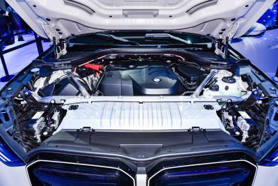 2027款 xDrive30L 尊享型 M运动曜夜套装-外观-图片-有驾