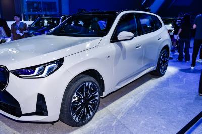 2027款 xDrive30L 尊享型 M运动曜夜套装-外观-图片-有驾