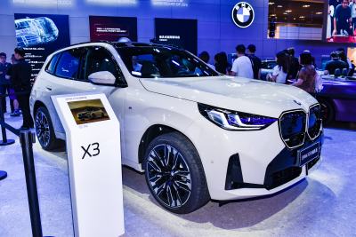 2027款 xDrive30L 尊享型 M运动曜夜套装-外观-图片-有驾
