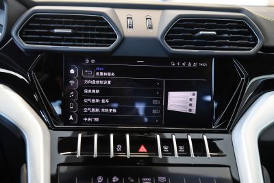 2021款 4.0T V8-内饰-图片-有驾