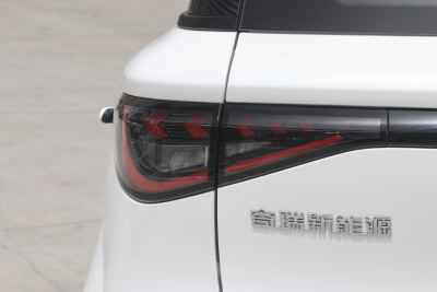 2025款 305km 舒享型-外观-图片-有驾