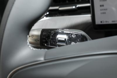 2025款 725 超长续航 Max 旗舰版-内饰-图片-有驾