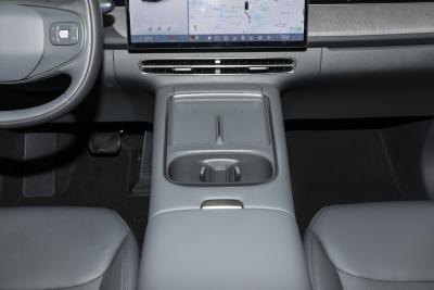 2025款 725 超长续航 Max 旗舰版-内饰-图片-有驾