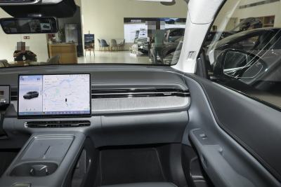 2025款 725 超长续航 Max 旗舰版-内饰-图片-有驾