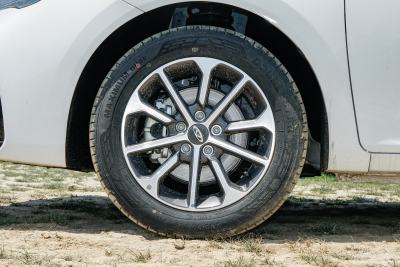 2025款 卓越版 1.5L CVT风尚型-外观-图片-有驾