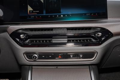 2026款 330i M运动曜夜套装-内饰-图片-有驾