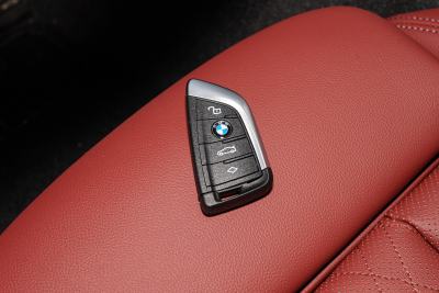 2026款 330i M运动曜夜套装-内饰-图片-有驾