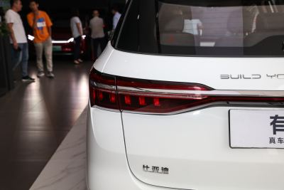 2021款 升级版 1.5T 自动旗舰型 6座-外观-图片-有驾