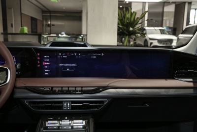 2025款 2.0T 尊逸混动版-内饰-图片-有驾