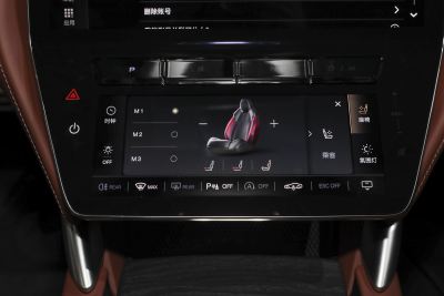 2023款 3.0T Modena-空间-图片-有驾