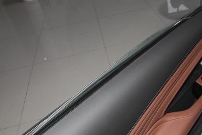 2023款 3.0T Modena-空间-图片-有驾