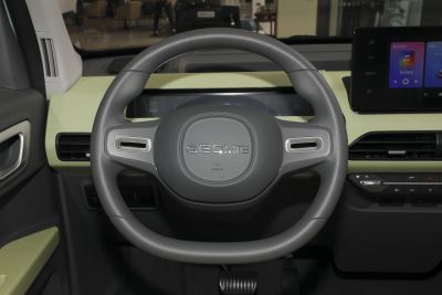 2024款 改款 熊猫mini 200km 龙腾版-内饰-图片-有驾