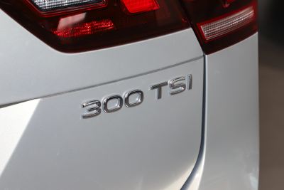 2024款 出众款 300TSI 自动两驱龙腾版-外观-图片-有驾