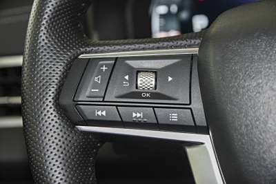 2023款 1.5T CVT四驱尊耀版 7座-内饰-图片-有驾