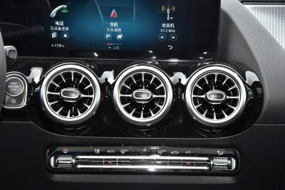 2022款 GLA 220 4MATIC-内饰-图片-有驾