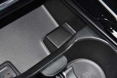 2022款 GLA 220 4MATIC-内饰-图片-有驾