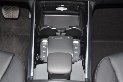 2022款 GLA 220 4MATIC-内饰-图片-有驾