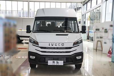 2025款 2.5T A37M1多用途乘用车 中轴中顶双胎-外观-图片-有驾
