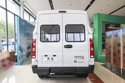 2025款 2.5T A37M1多用途乘用车 中轴中顶双胎-外观-图片-有驾