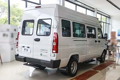 2025款 2.5T A37M1多用途乘用车 中轴中顶双胎-外观-图片-有驾