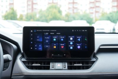 2024款 2.0L CVT两驱风尚Plus版-内饰-图片-有驾