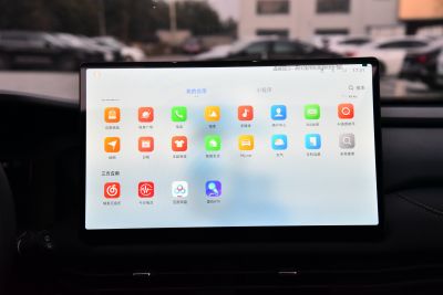2024款 2.0T DCT旗舰型-内饰-图片-有驾