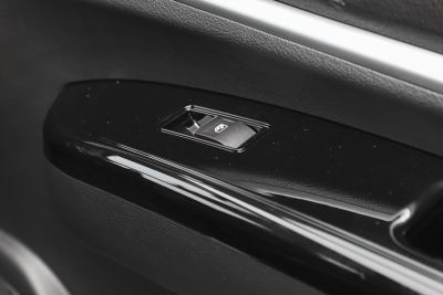 2024款 M5L 1.5T 手动豪华型 7座-内饰-图片-有驾