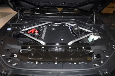 2026款 xDrive 40Li 尊享型M运动曜夜套装-外观-图片-有驾